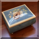 D077. Painted music box that plays ”Lara's Theme.” - $8